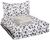 AmazonBasics Easy-Wash Microfiber Kid's Bed-in-a-Bag Bedding Set - Twin, Black Shadow Dots